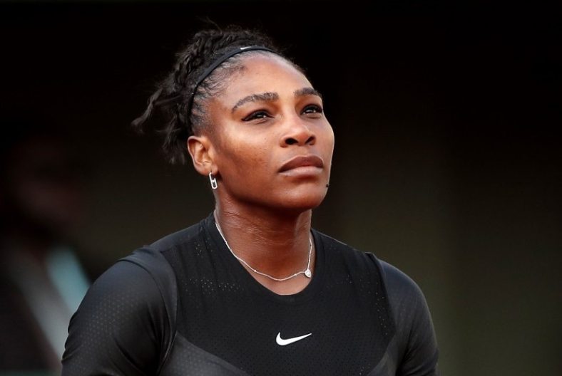 Serena Williams Dominasi di Lapangan dan Inspirasi Perempuan